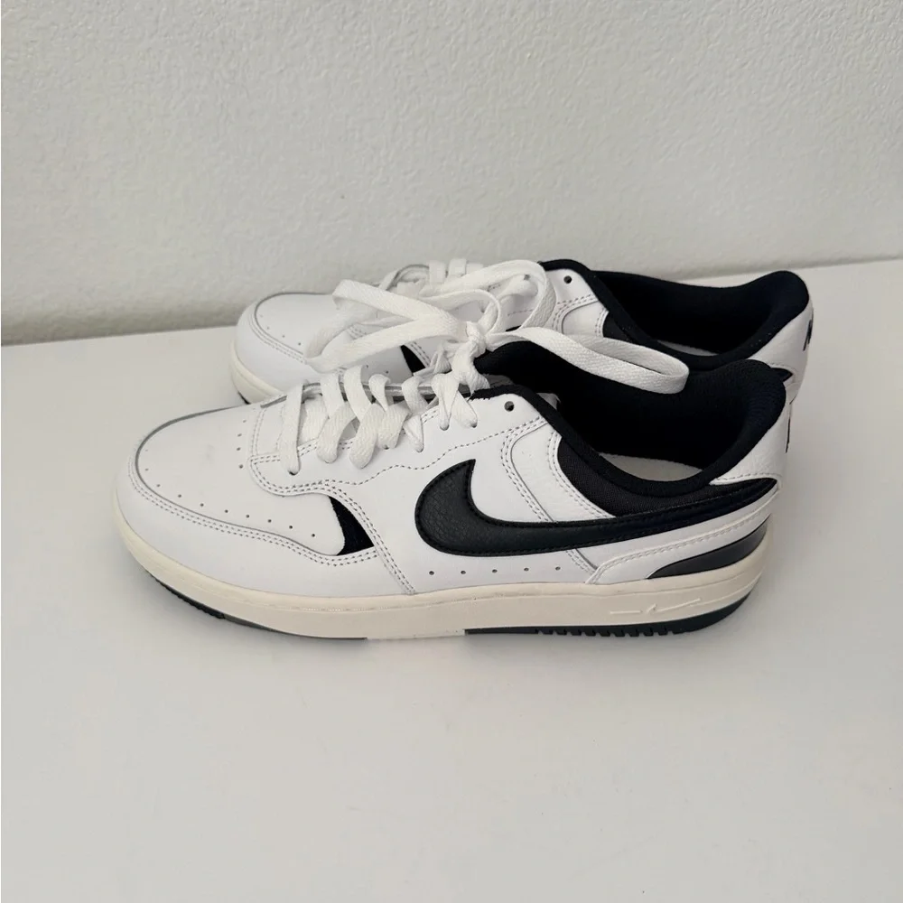 Nike Gamma Force White Black Women Lifestyle Shoes Sneakers DX9176-100 Sz 9.5 - Picture 4 of 8